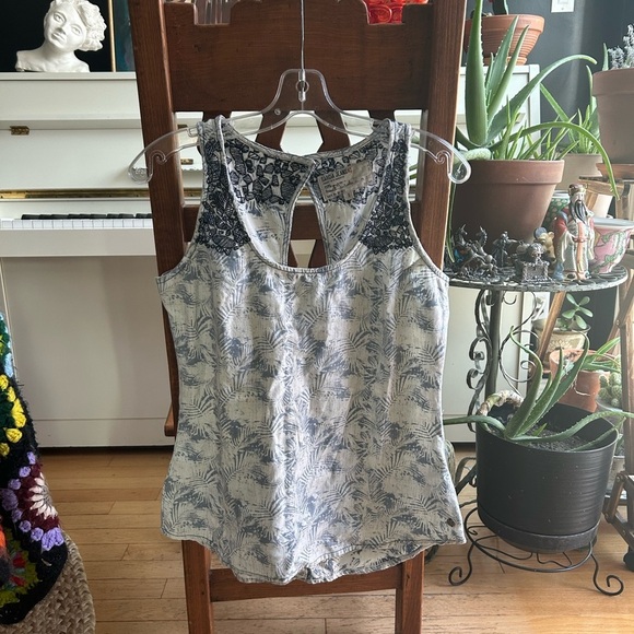 Blue Embellished Cut Out Tank Top Small - Picture 13 of 15